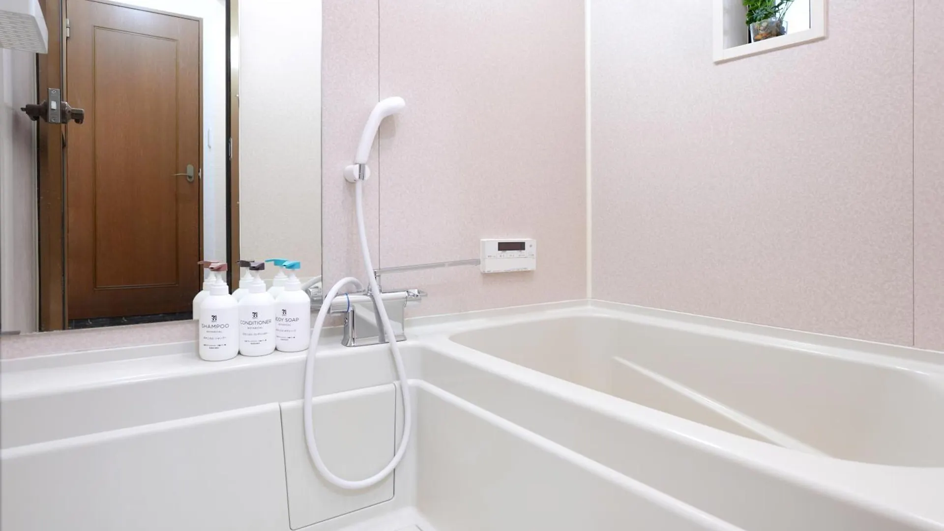فيلا Westhouse B 花园町店 أوساكا